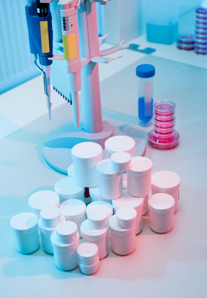 ייבוא ציוד עזר לפרמצבטיקה